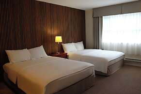 August Jack Motor Inn