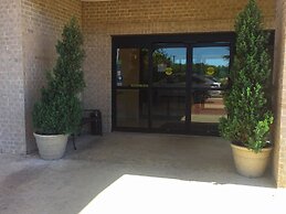 Americas Best Value Inn & Suites Livingston