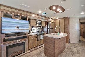 Sunshine Key RV Resort & Marina