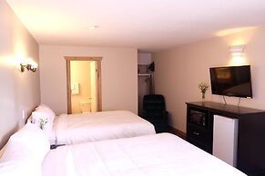 Golden Village Lodge