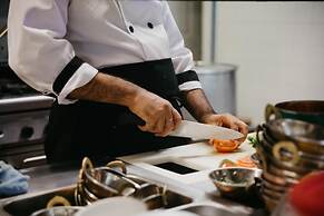 Golden Village Lodge