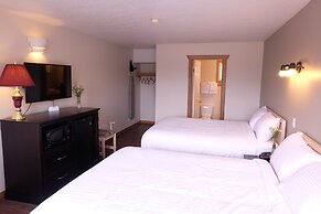 Golden Village Lodge