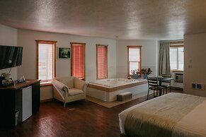 Golden Village Lodge