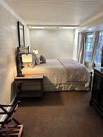 Napa Valley Railway Inn