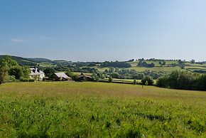 Alltybrain Farm Cottages and B&B