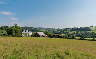 Alltybrain Farm Cottages and B&B