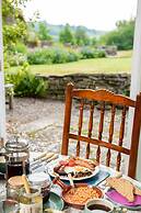 Alltybrain Farm Cottages and B&B