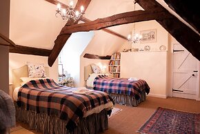 Alltybrain Farm Cottages and B&B