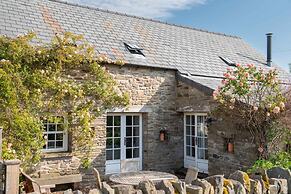 Alltybrain Farm Cottages and B&B