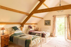 Alltybrain Farm Cottages and B&B