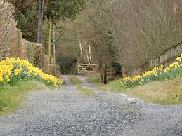 Alltybrain Farm Cottages and B&B