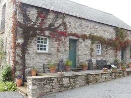 Alltybrain Farm Cottages and B&B