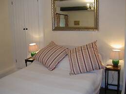 Alltybrain Farm Cottages and B&B