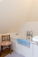 Alltybrain Farm Cottages and B&B