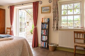 Alltybrain Farm Cottages and B&B