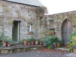 Alltybrain Farm Cottages and B&B