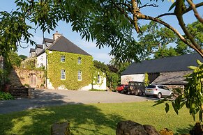 Alltybrain Farm Cottages and B&B