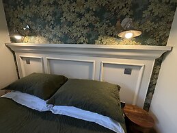 Bradleigh Lodge