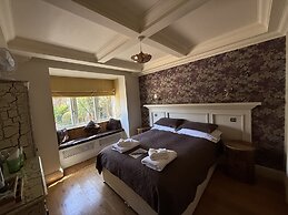 Bradleigh Lodge