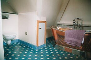 Bradleigh Lodge