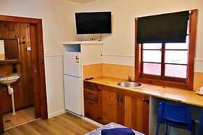 Brisbane Manor Hotel