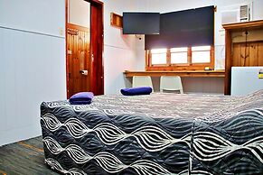 Brisbane Manor Hotel