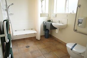 Bks Egmont Motor Lodge