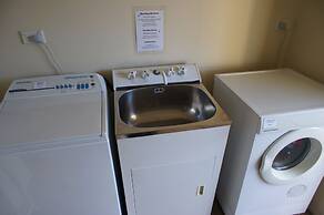 Bks Egmont Motor Lodge