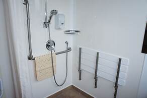 Bks Egmont Motor Lodge