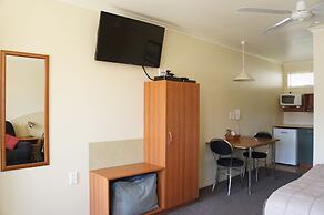 Bks Egmont Motor Lodge