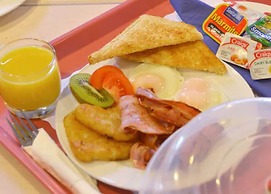 Brougham Heights Motel