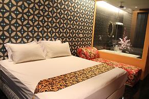 Love Inn Boutique Hotel