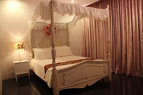 Love Inn Boutique Hotel
