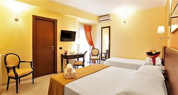 Hotel Tuscolana