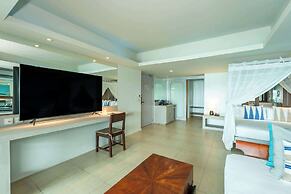 Zenmaya Oceanfront Phuket, Trademark Collection by Wyndham