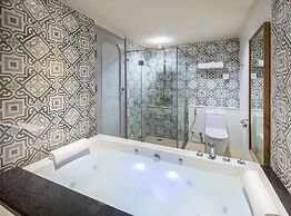 Zenmaya Oceanfront Phuket, Trademark Collection by Wyndham