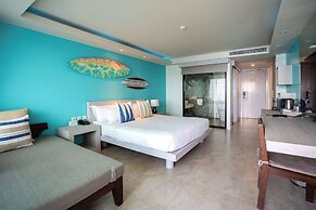 Zenmaya Oceanfront Phuket, Trademark Collection by Wyndham