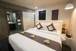 Ashia Hotel & Lounge