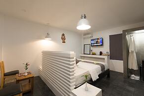 Ashia Hotel & Lounge