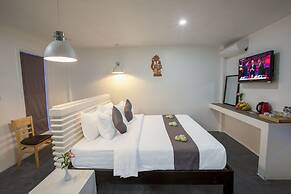 Ashia Hotel & Lounge