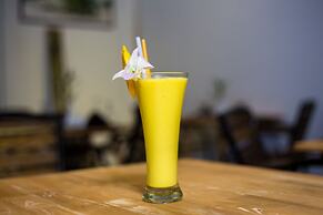 Ashia Hotel & Lounge