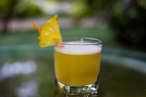 Ashia Hotel & Lounge