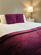 Leaside Manor by The Leaside Group