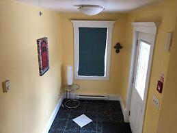 Leaside Manor by The Leaside Group