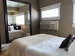 Leaside Manor by The Leaside Group