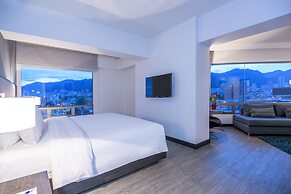 NH Bogotá Urban 26 Royal