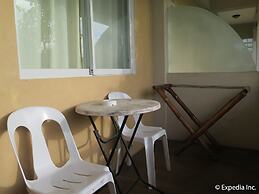 Vanilla Sky Dive Resort