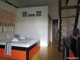 Vanilla Sky Dive Resort