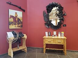 Cody Legacy Inn & Suites