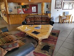 Cody Legacy Inn & Suites